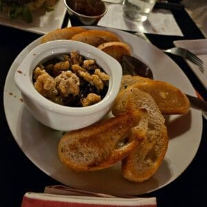 Baked Brie with Crostini